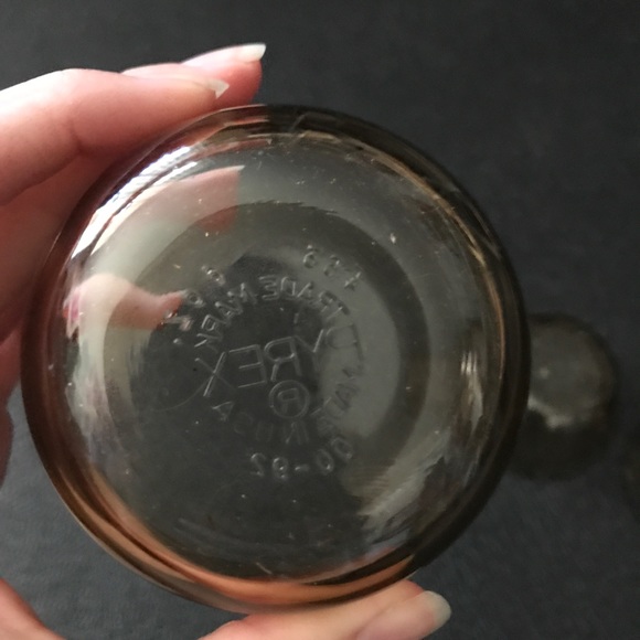 3 Vintage Pyrex Brown Scalloped Small Bowls - Picture 4 of 5